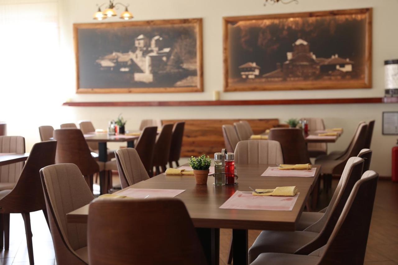 Hotel Happy Dimitrovgrad Esterno foto